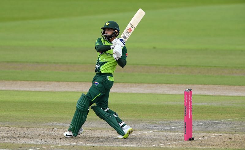 Hafeez will look to anchor the Pakistan middle-order